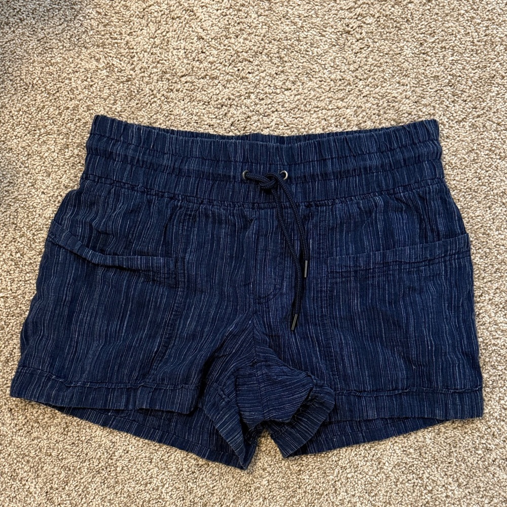 Athleta linen shorts